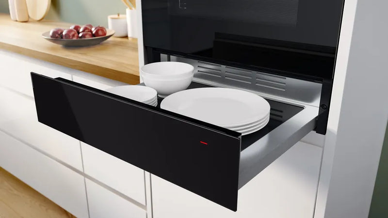 Load image into Gallery viewer, Bosch Series 8 Built-in Warming Drawer BIC7101B1B 60 x 14 cm Black
