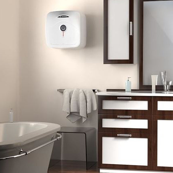 Load image into Gallery viewer, Ariston ANDRIS R 30 L Undersink Unvented Electric Storage Water Heater
