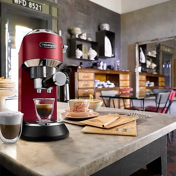 Load image into Gallery viewer, De&#39;Longhi Dedica Pump Espresso EC685.R
