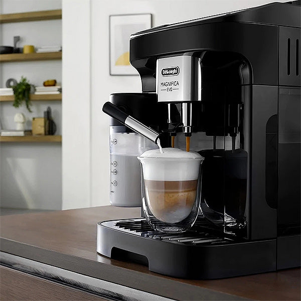 Load image into Gallery viewer, Magnifica Evo The Ultimate Zero-Waste Coffee Experience ECAM290.61.B
